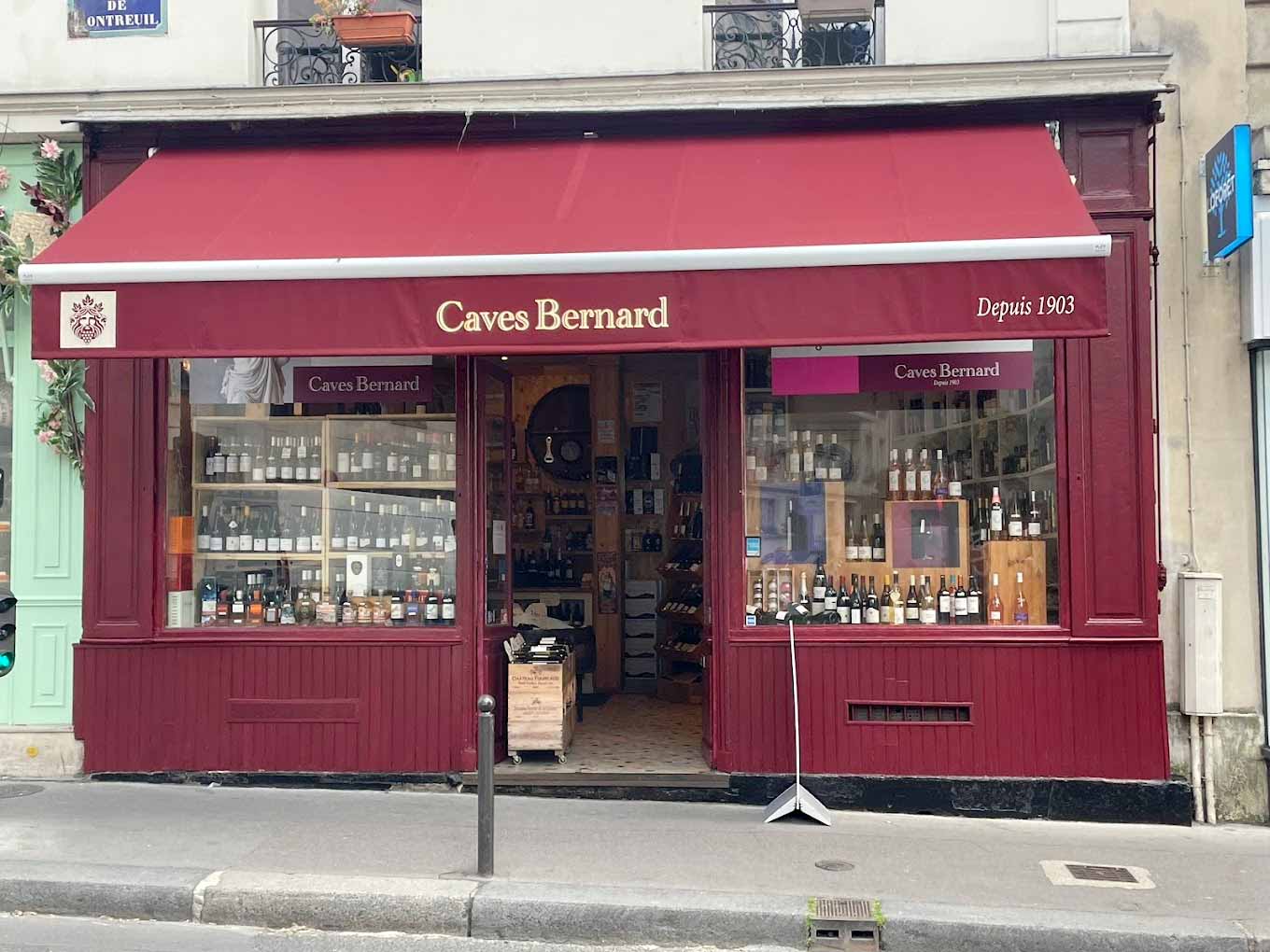 facade caves bernard